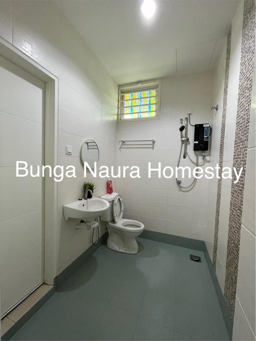 Bunga Naura * Seremban