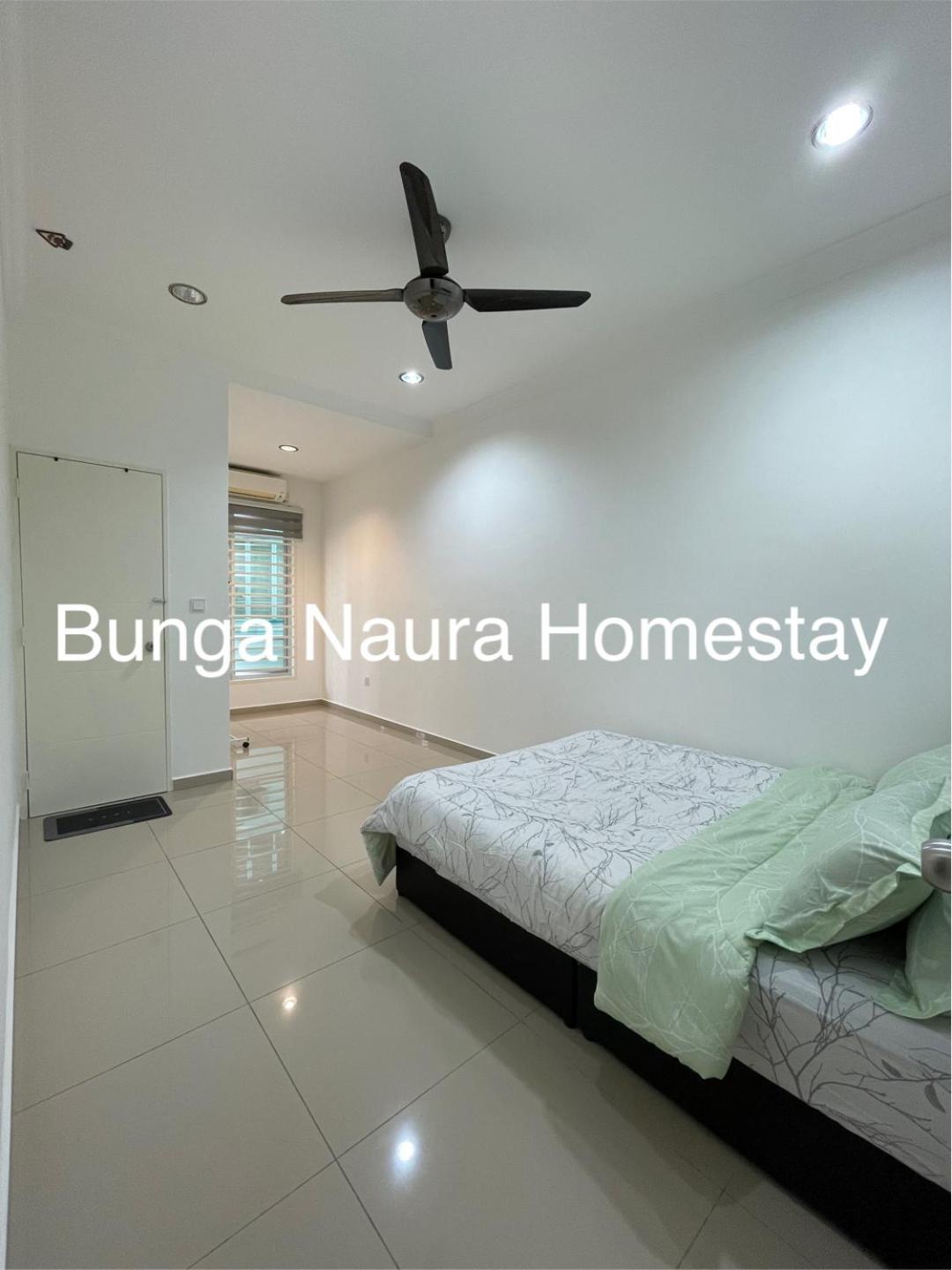 Bunga Naura Rumah percutian