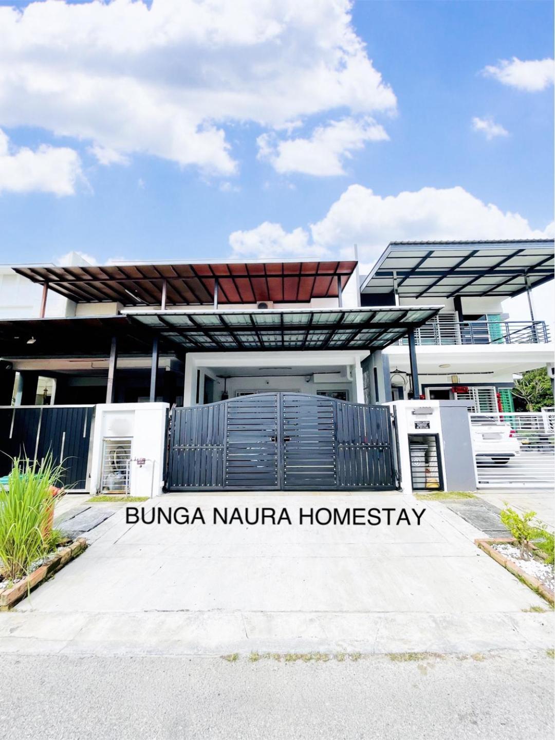 Rumah percutian Bunga Naura Seremban